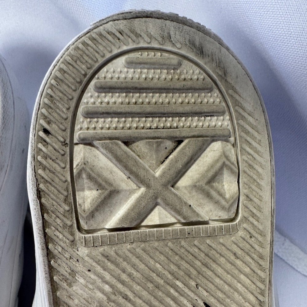 Converse Chuck Taylor All Star Low Top Sneaker White Leather Size 6 - Picture 10 of 10